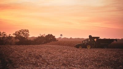 Iowa invests in industry-favored farm pollution fix that doesn’t fix much